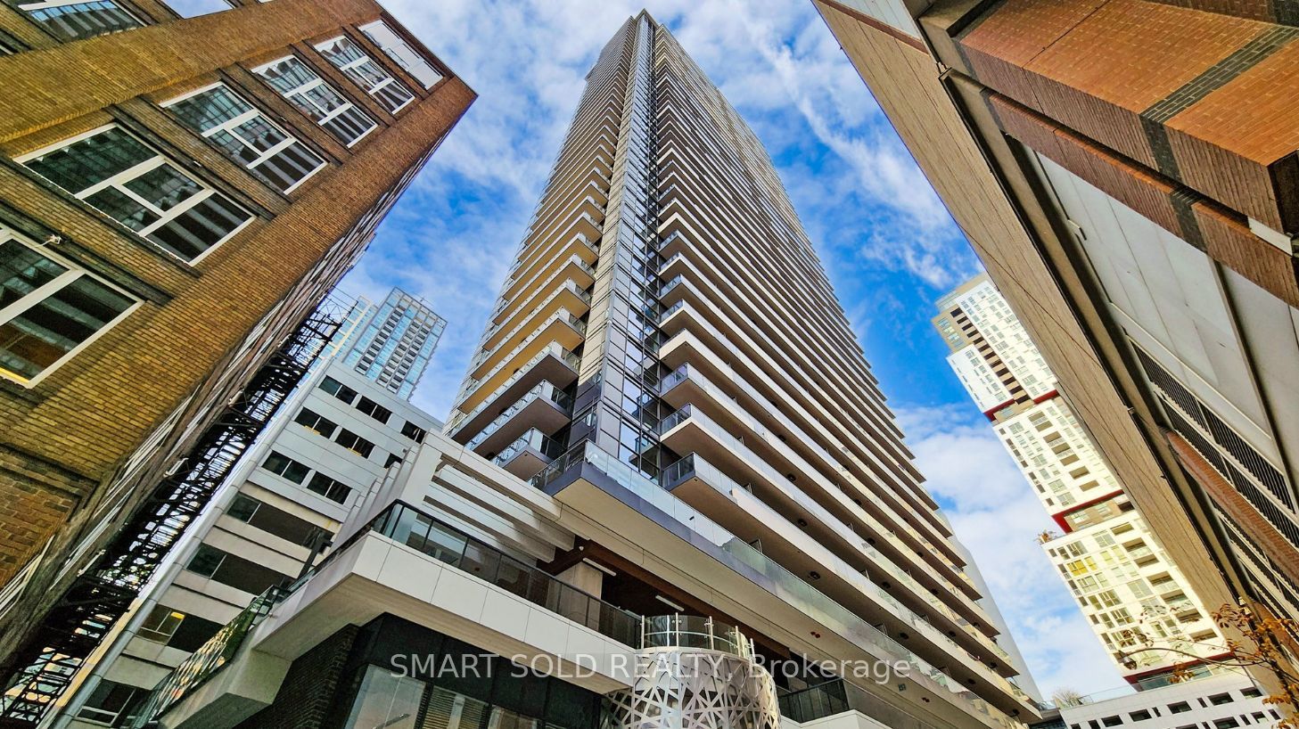 38 Widmer Street 2507