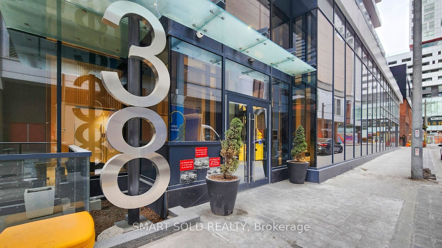 38 Widmer Street 2507