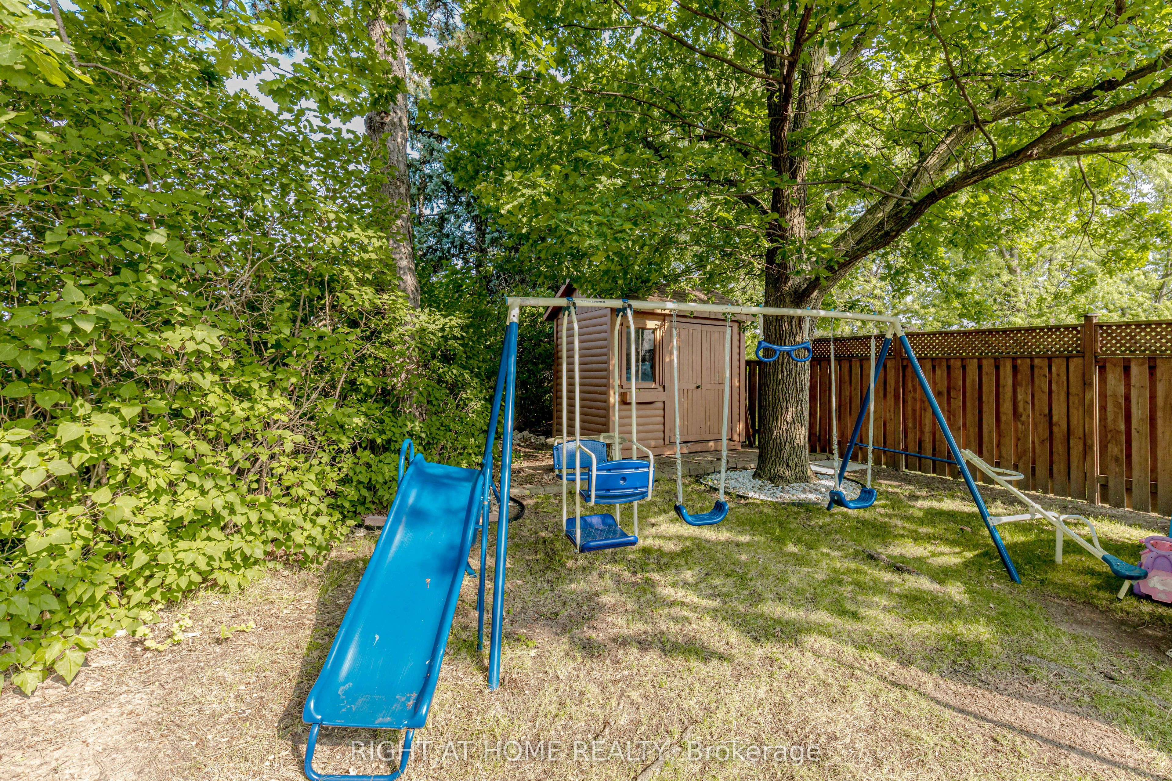 6101 EDENWOOD Drive N