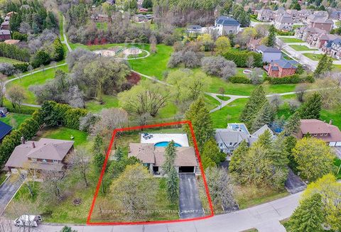 56 Cynthia Crescent Richmond Hill ON L4E 2P9