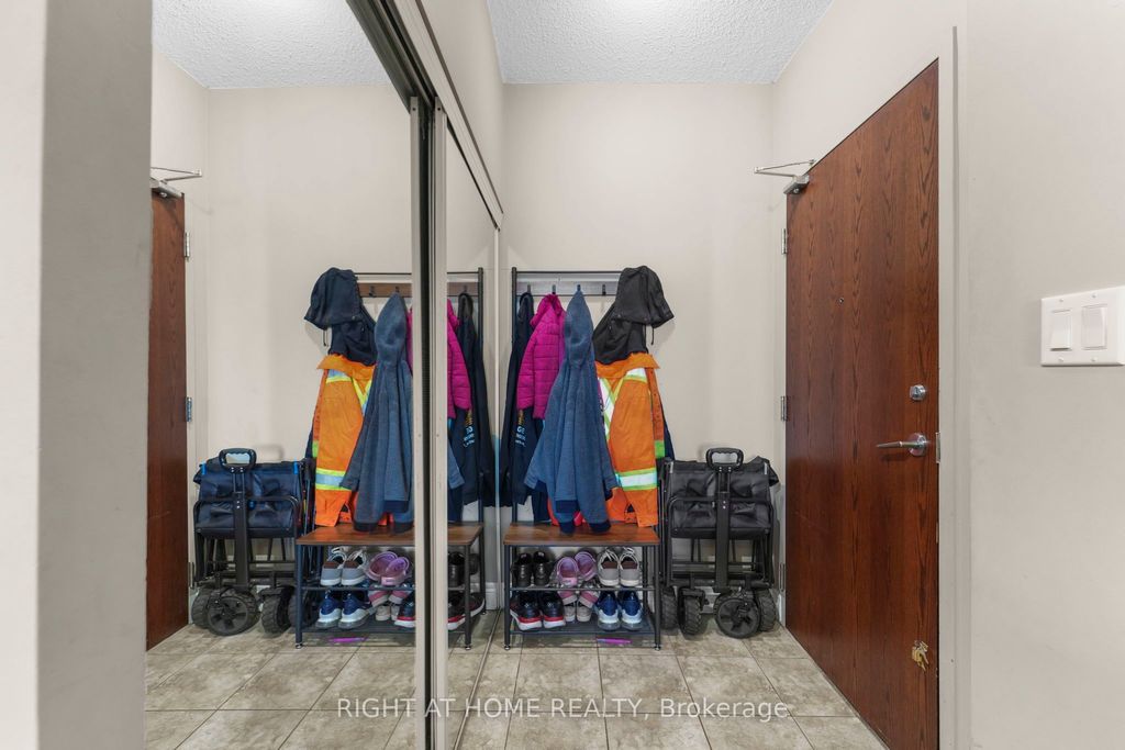 Photo of 2772 Keele Street #105, Toronto, ON M3M 0A3 (MLS # W12409144)