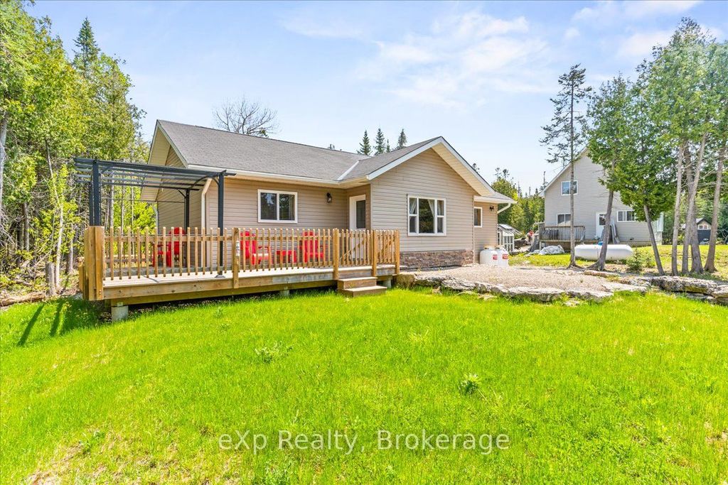 Photo of 19 Murray Avenue, Northern Bruce Peninsula, ON N0H 1W0 (MLS # X12908352)
