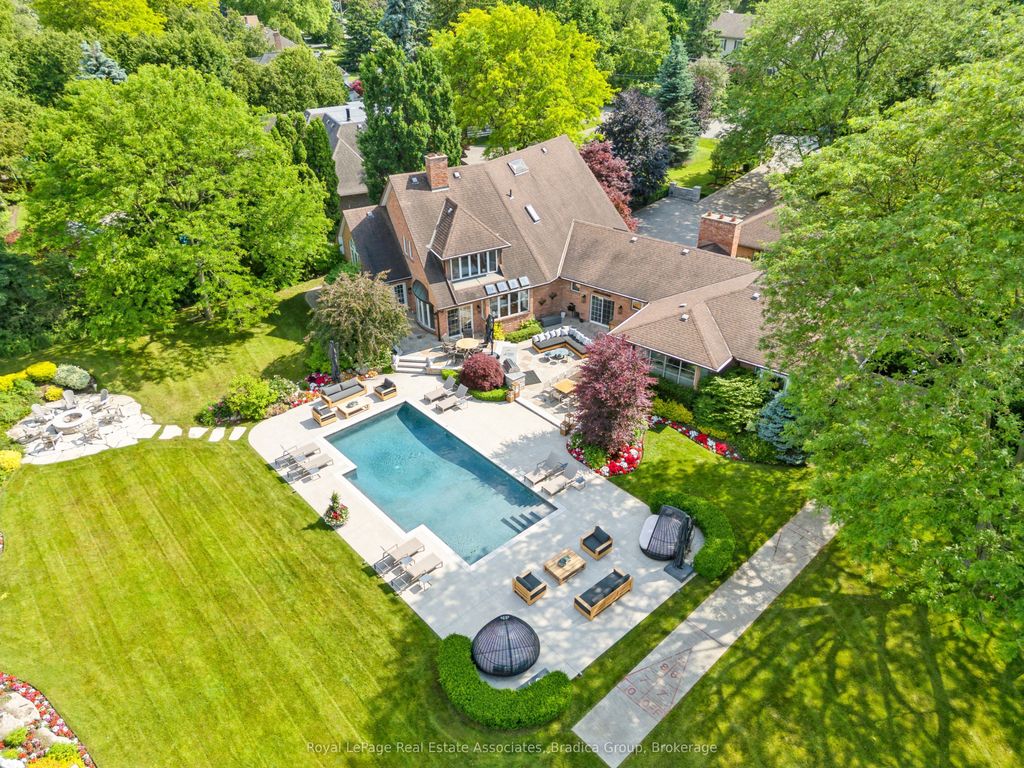 Photo of 19 Lorraine Gardens, Toronto, ON M9B 4Z5 (MLS # W12801222)