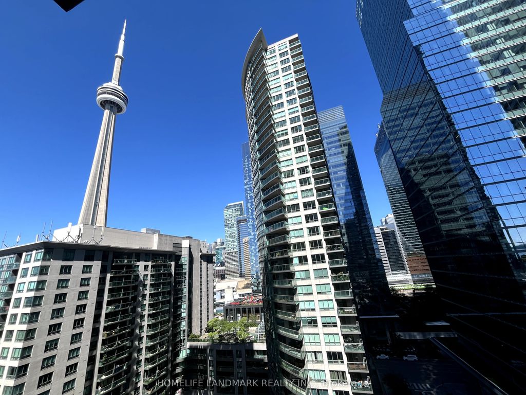 Photo of 19 Grand Trunk Crescent #1706, Toronto, ON M5J 3A3 (MLS # C12398914)