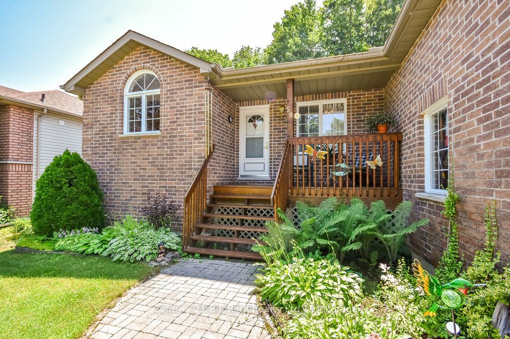 59 Anderson Crescent