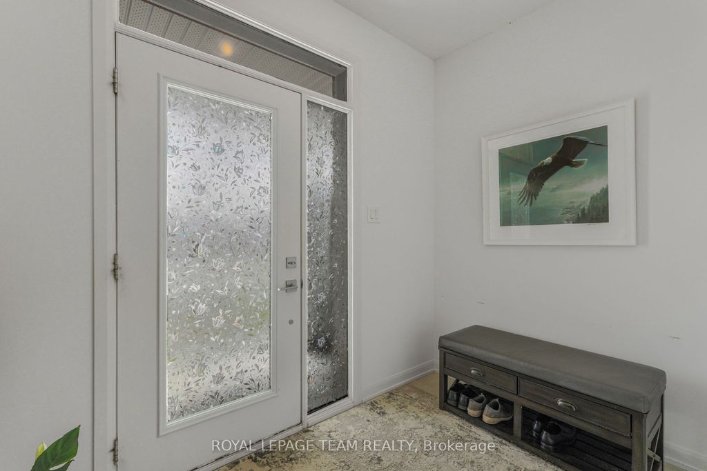 Photo of 376 Sterling Avenue, Clarence-Rockland, ON K4K 0L4 (MLS # X13091458)