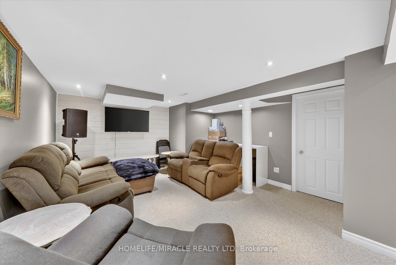 113 Fanshawe Drive