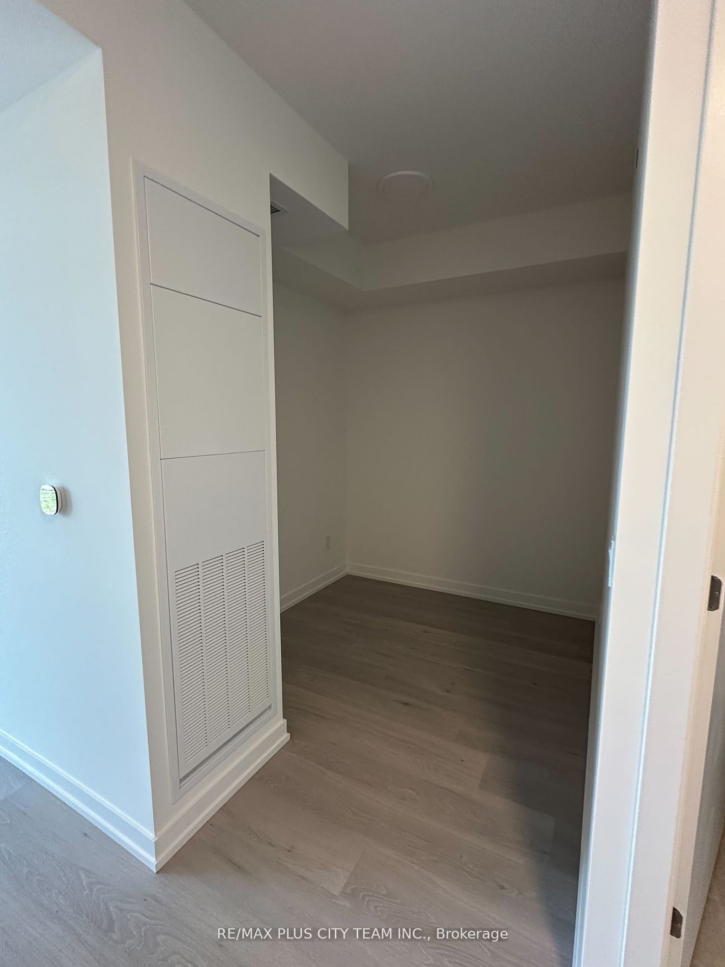 2501 Saw Whet Boulevard 526