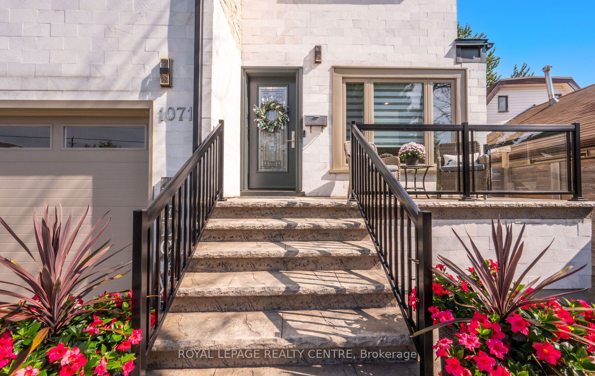 1071 Westmount Avenue