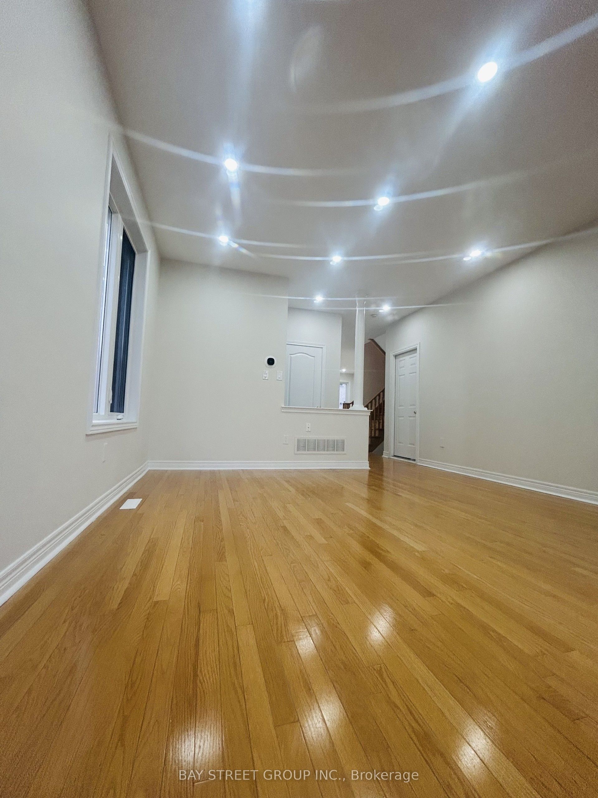 59 Tidewater Street S