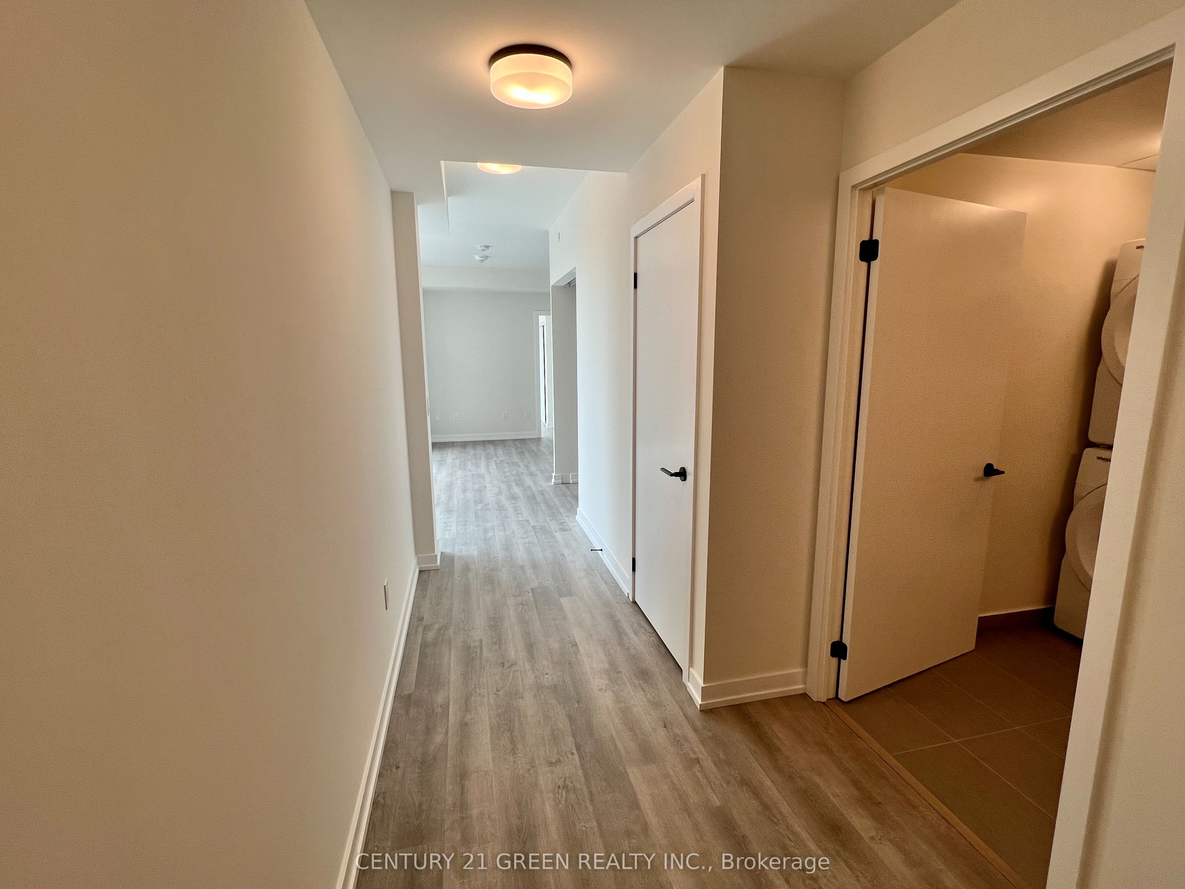 2300 St. Clair Avenue W 703