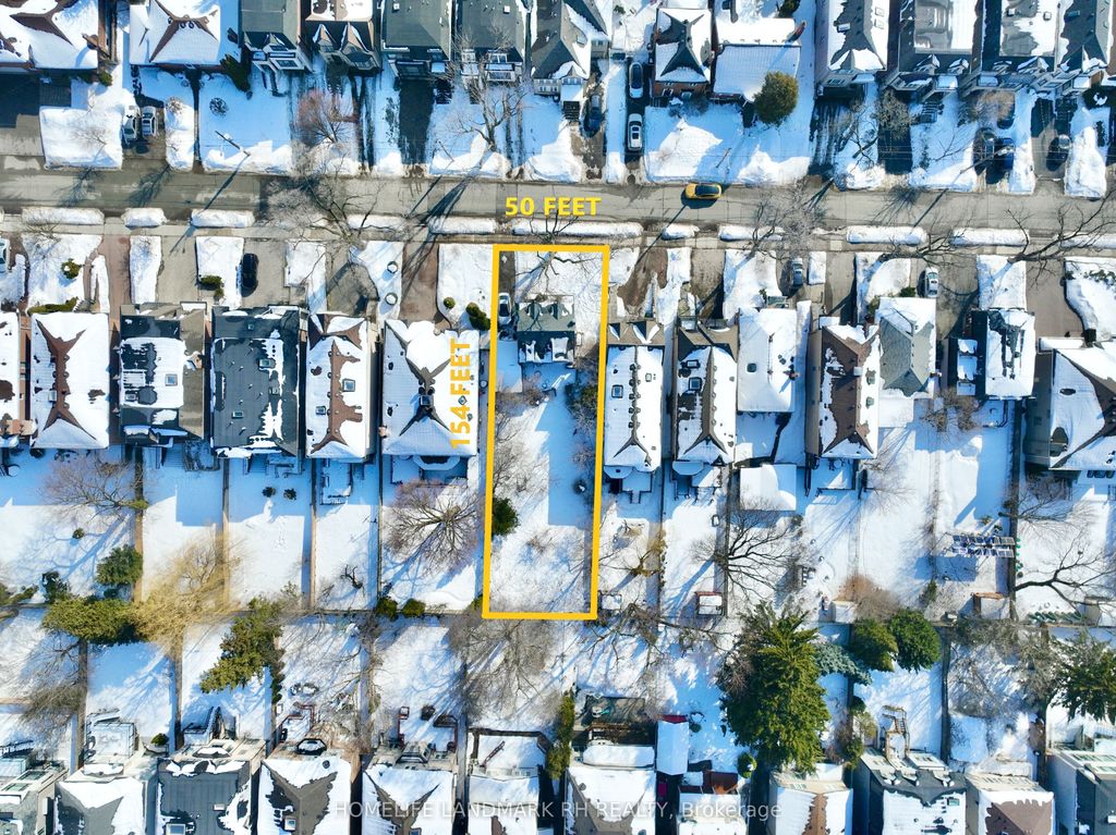 Photo of 152 Parkview Avenue, Toronto, ON M2N 3Y7 (MLS # C12796798)