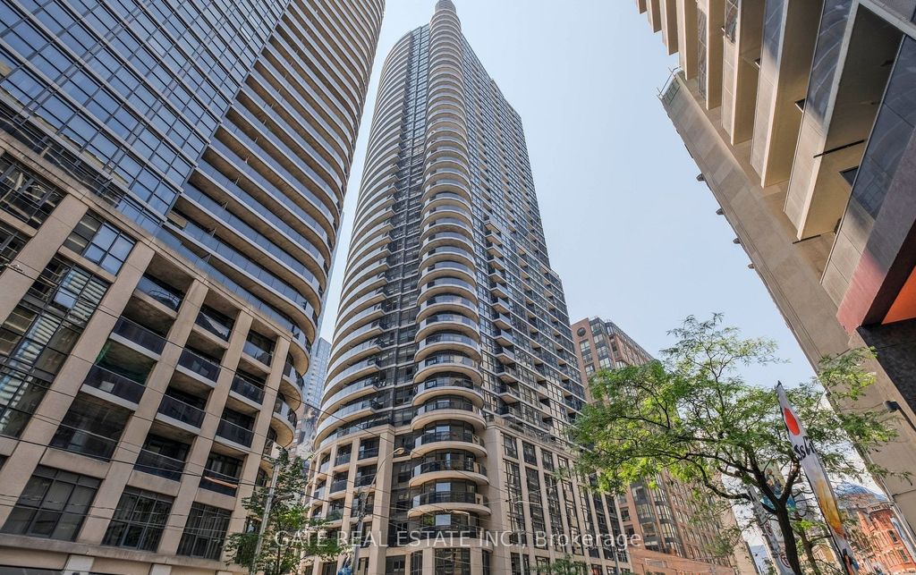 Photo of 21 Carlton Street #1705, Toronto, ON M5B 1L3 (MLS # C13159238)