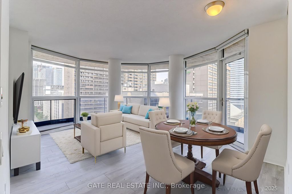 Photo of 21 Carlton Street #1705, Toronto, ON M5B 1L3 (MLS # C13159238)