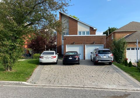 35 Hewlett Crescent Bsmt Markham ON L3P 7J9