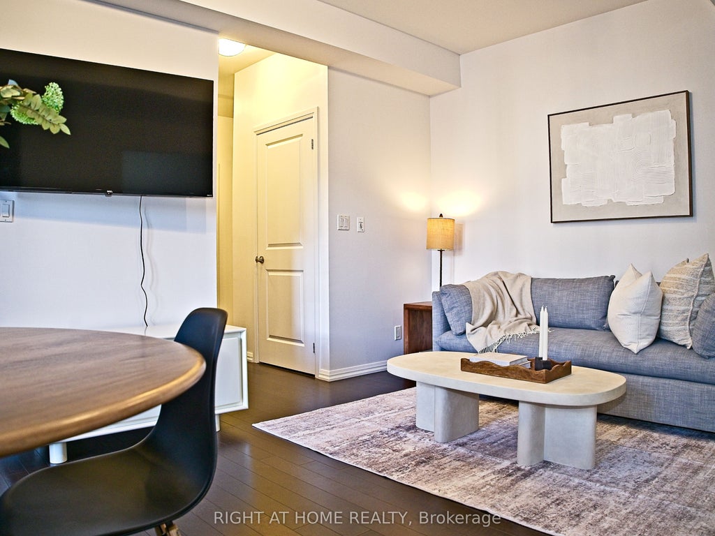 Photo of 35 Hayden Street #1606, Toronto, ON M4Y 3C3 (MLS # C13884732)