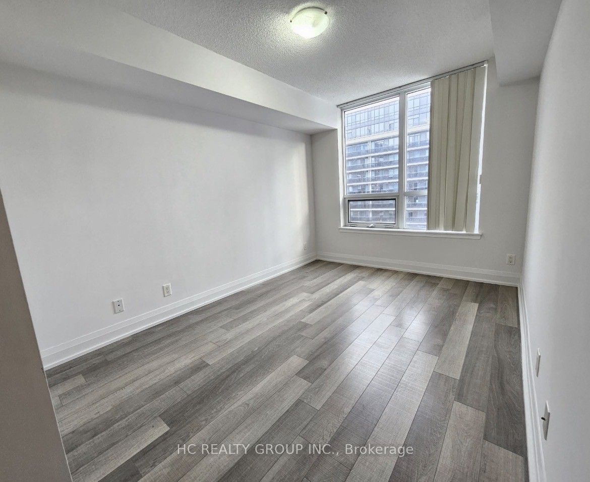 376 Highway 7 Road E 716