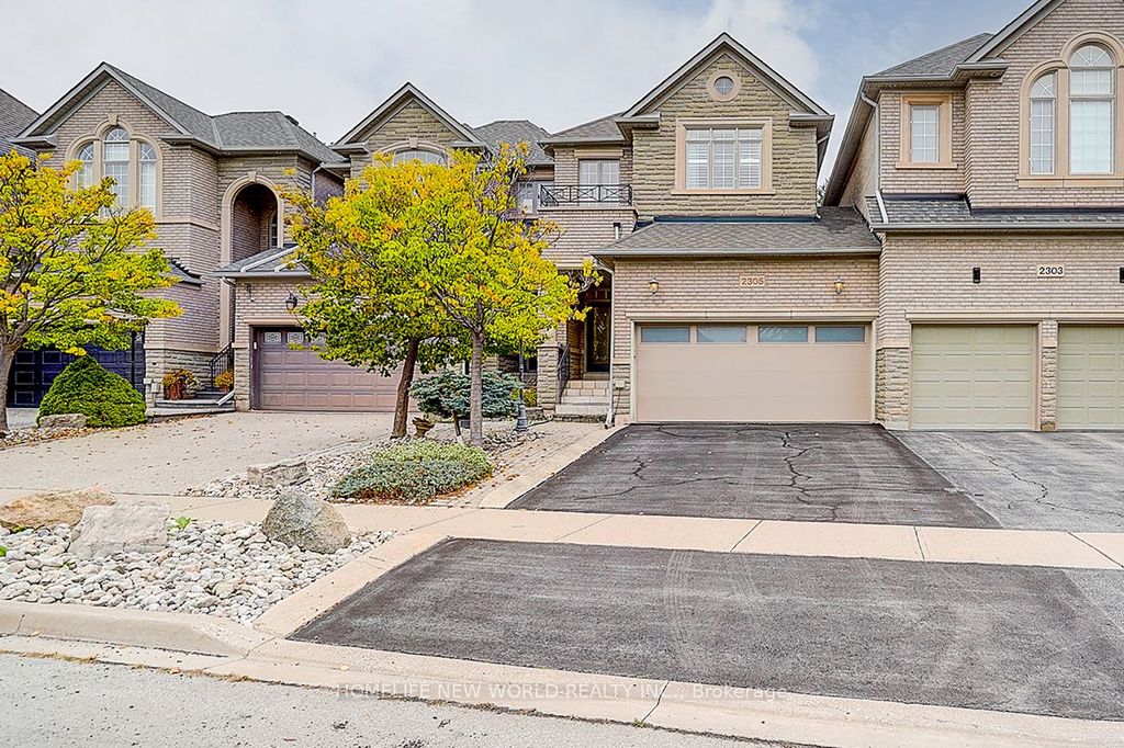 Photo of 2305 Woodfield Road, Oakville, ON L6H 6Y7 (MLS # W13073522)