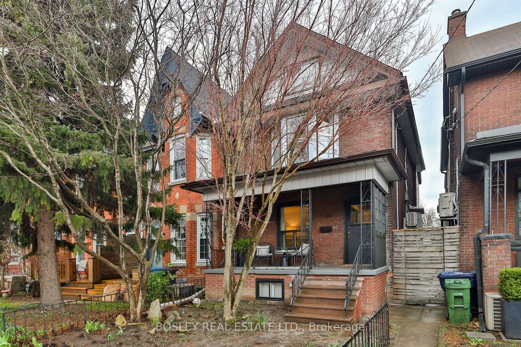 Photo of 19 Fern Avenue, Toronto, ON M6R 1J9 (MLS # W13021296)