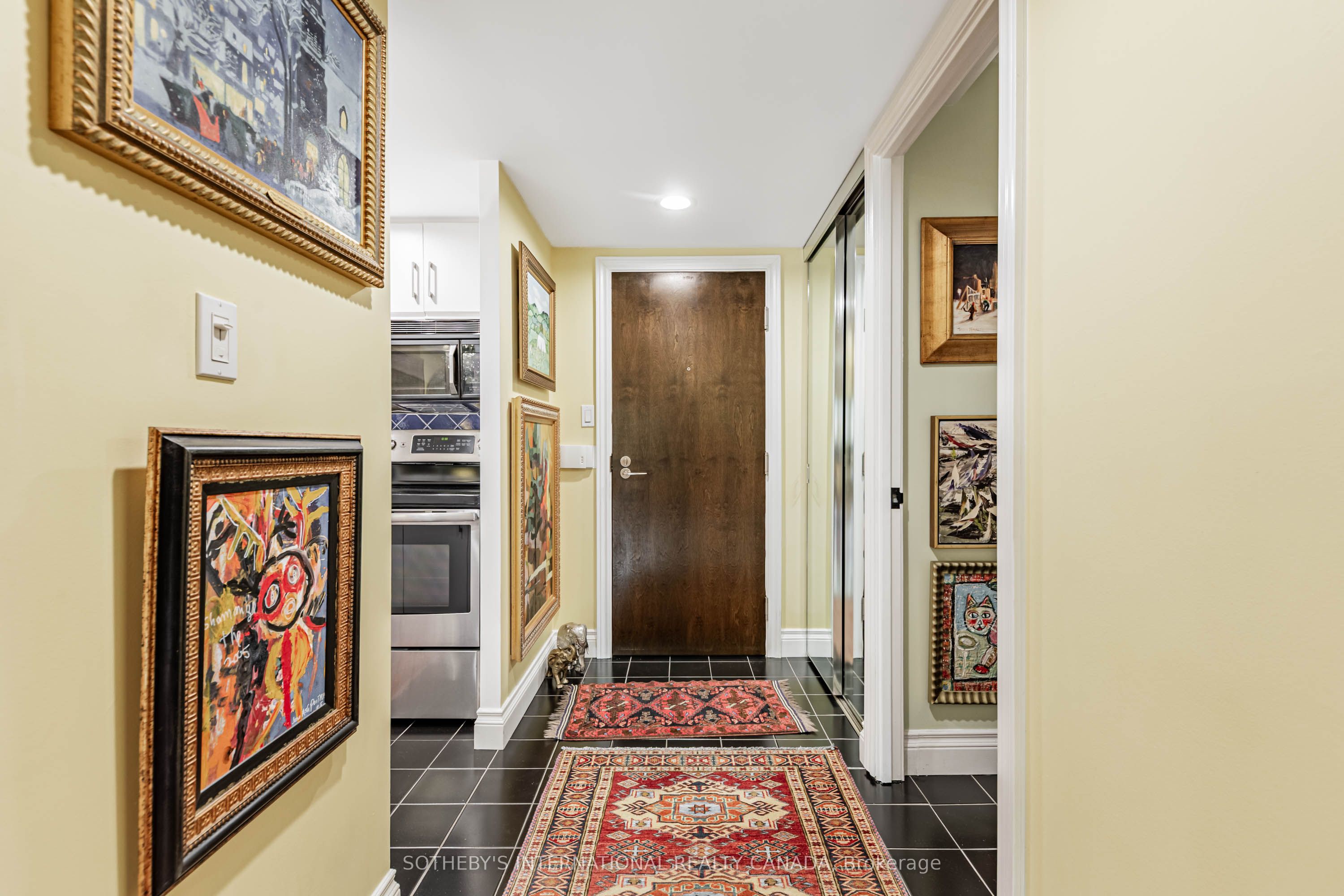 225 Davenport Road 408