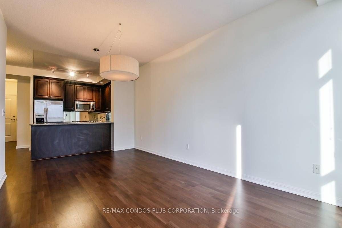 21 Grand Magazine Street 818