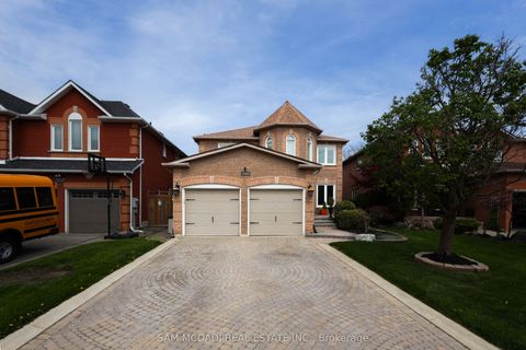 3949 Baggins Court Mississauga ON L5N 7A3