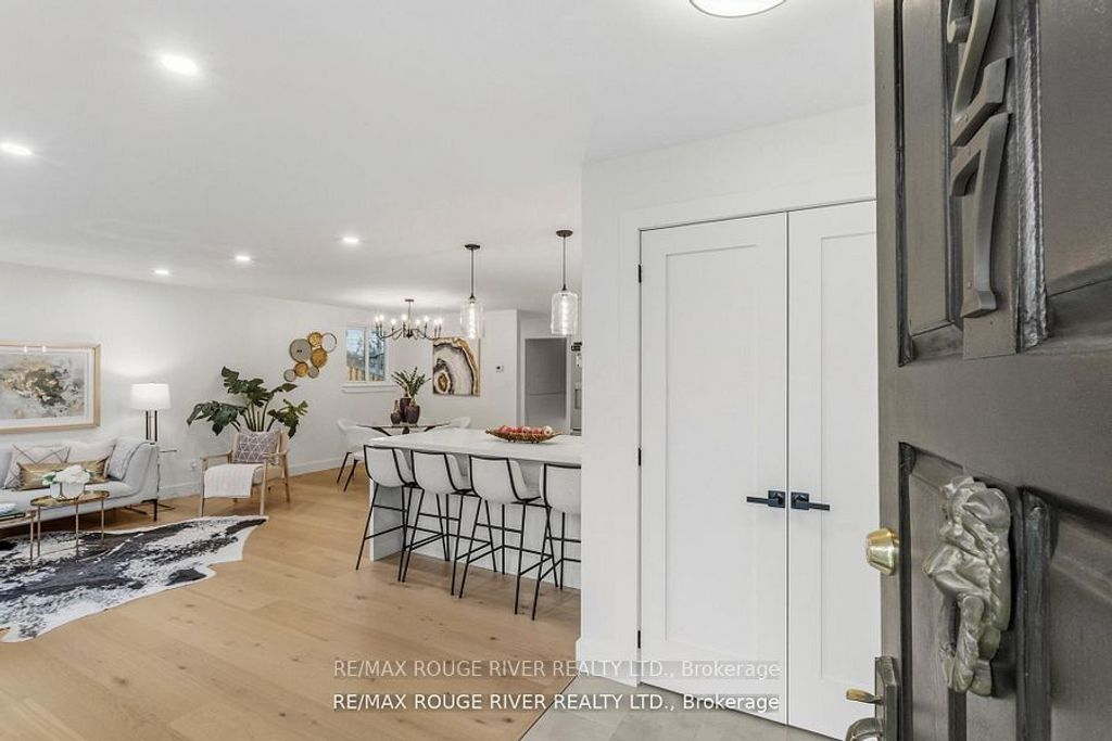 Photo of 27 Archer Drive, Ajax, ON L1S 2Z3 (MLS # E13423074)