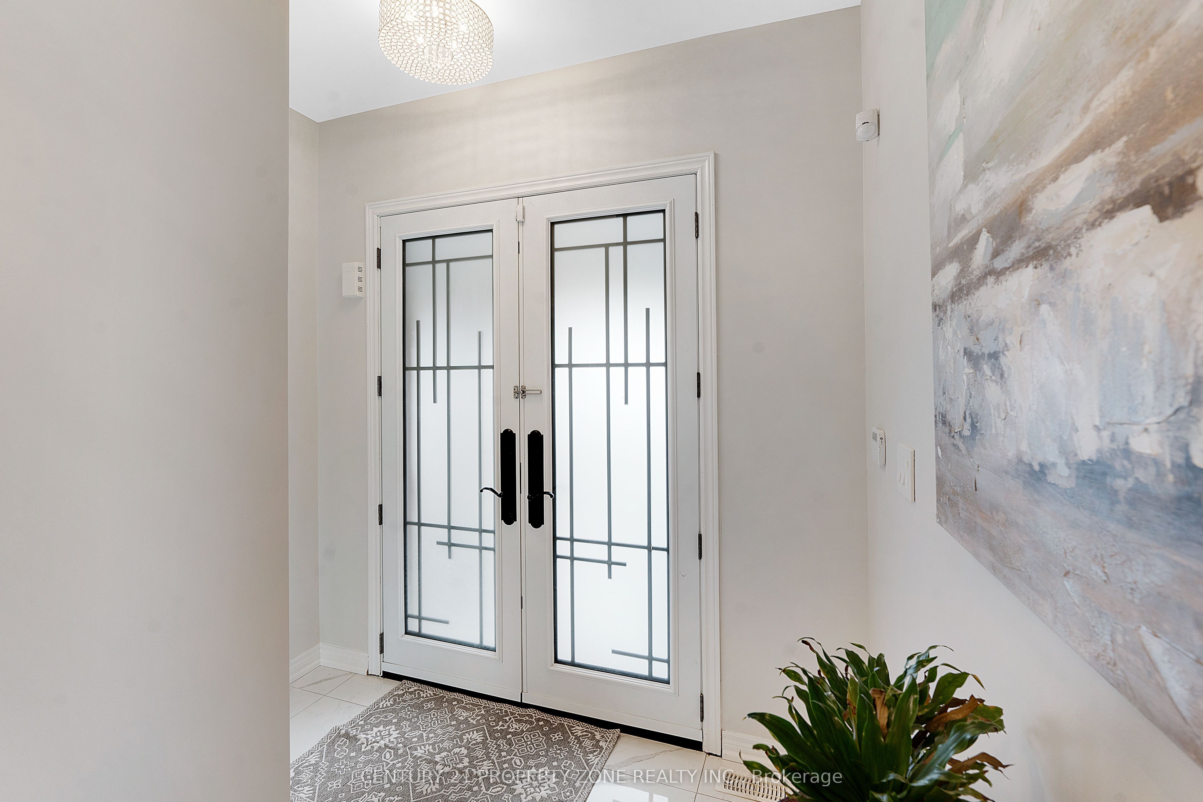 19 Bellcrest Road