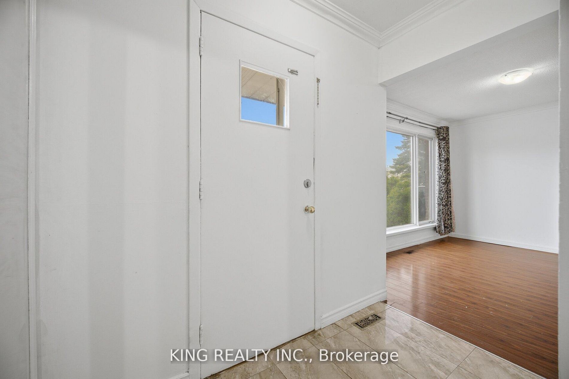 42 Flamingo Crescent
