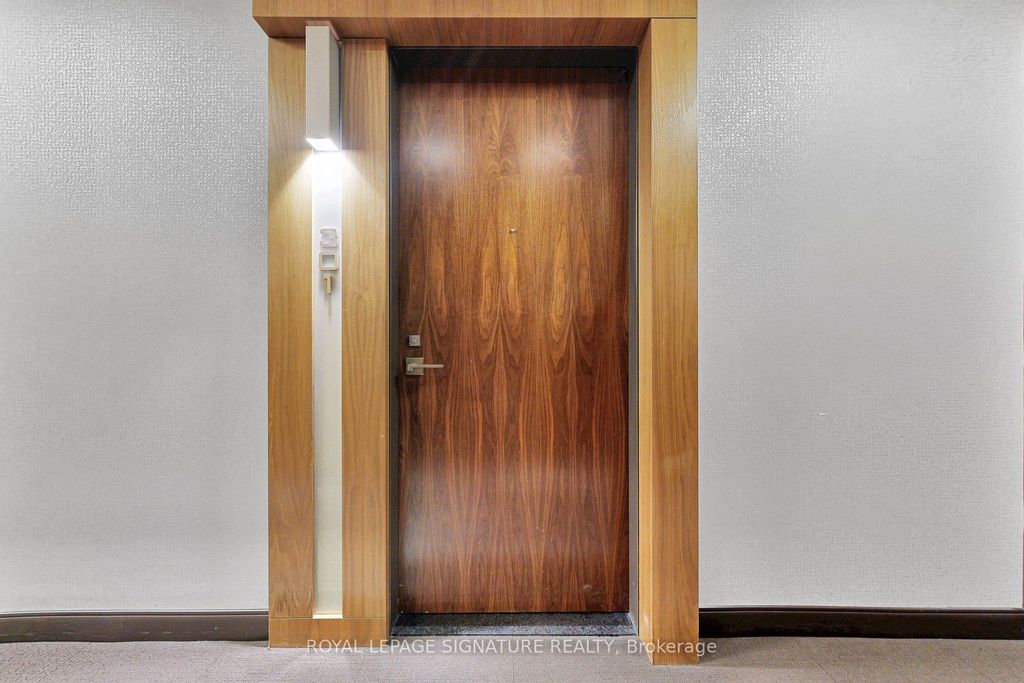 Photo of 36 Park Lawn Road #301, Toronto, ON M8V 0E5 (MLS # W13093976)