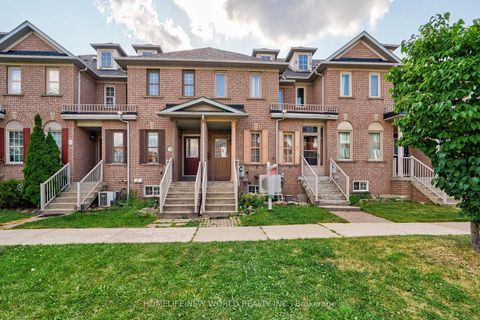 24 Ellesmere Street Richmond Hill ON L4B 4E1