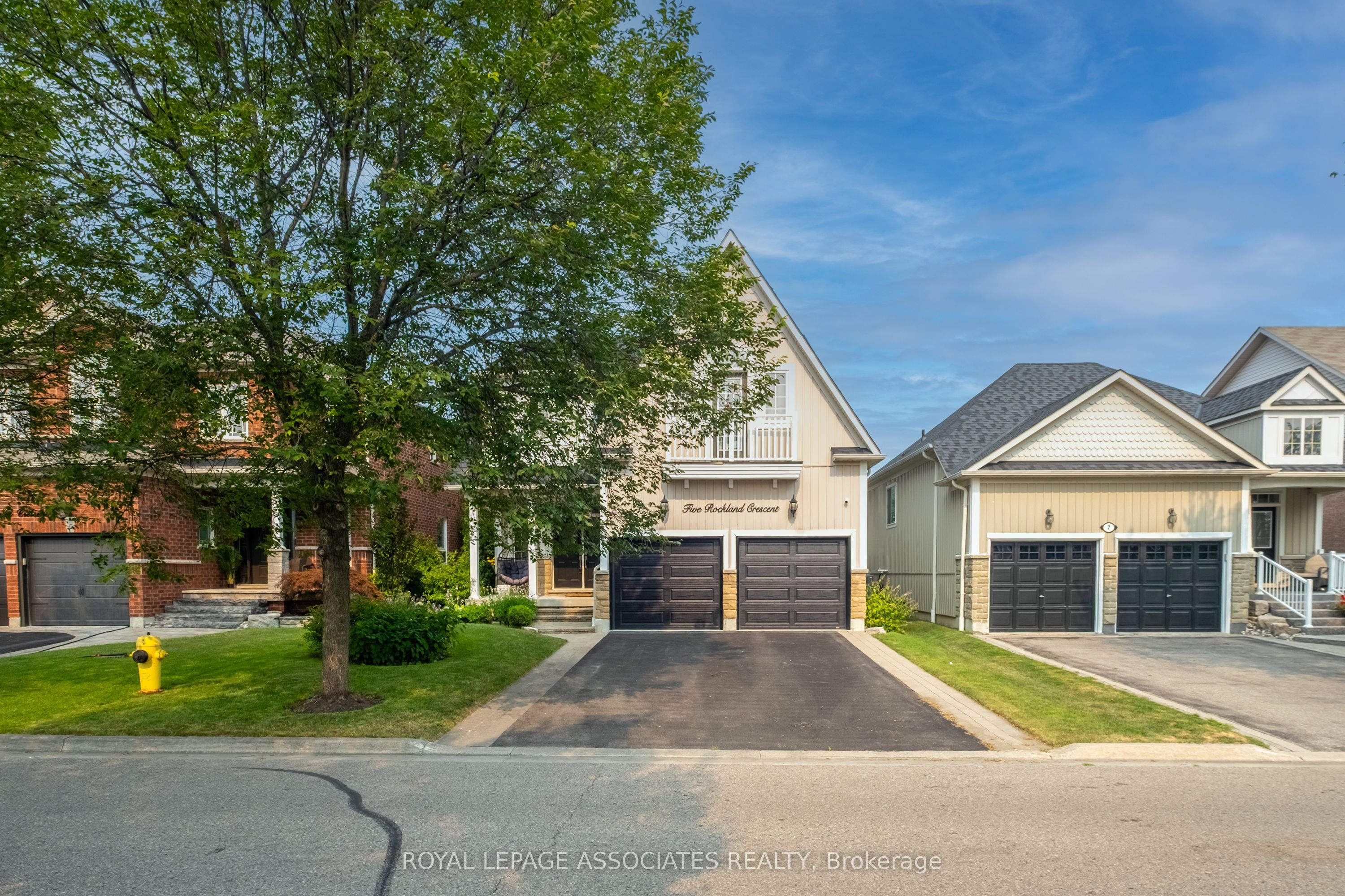 5 Rockland Crescent