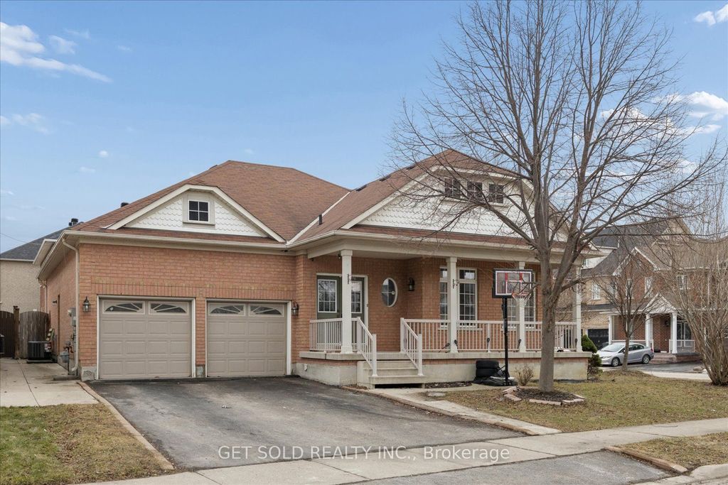 Photo of 16 Deerchase Road, Brampton, ON L6P 2L4 (MLS # W13041140)
