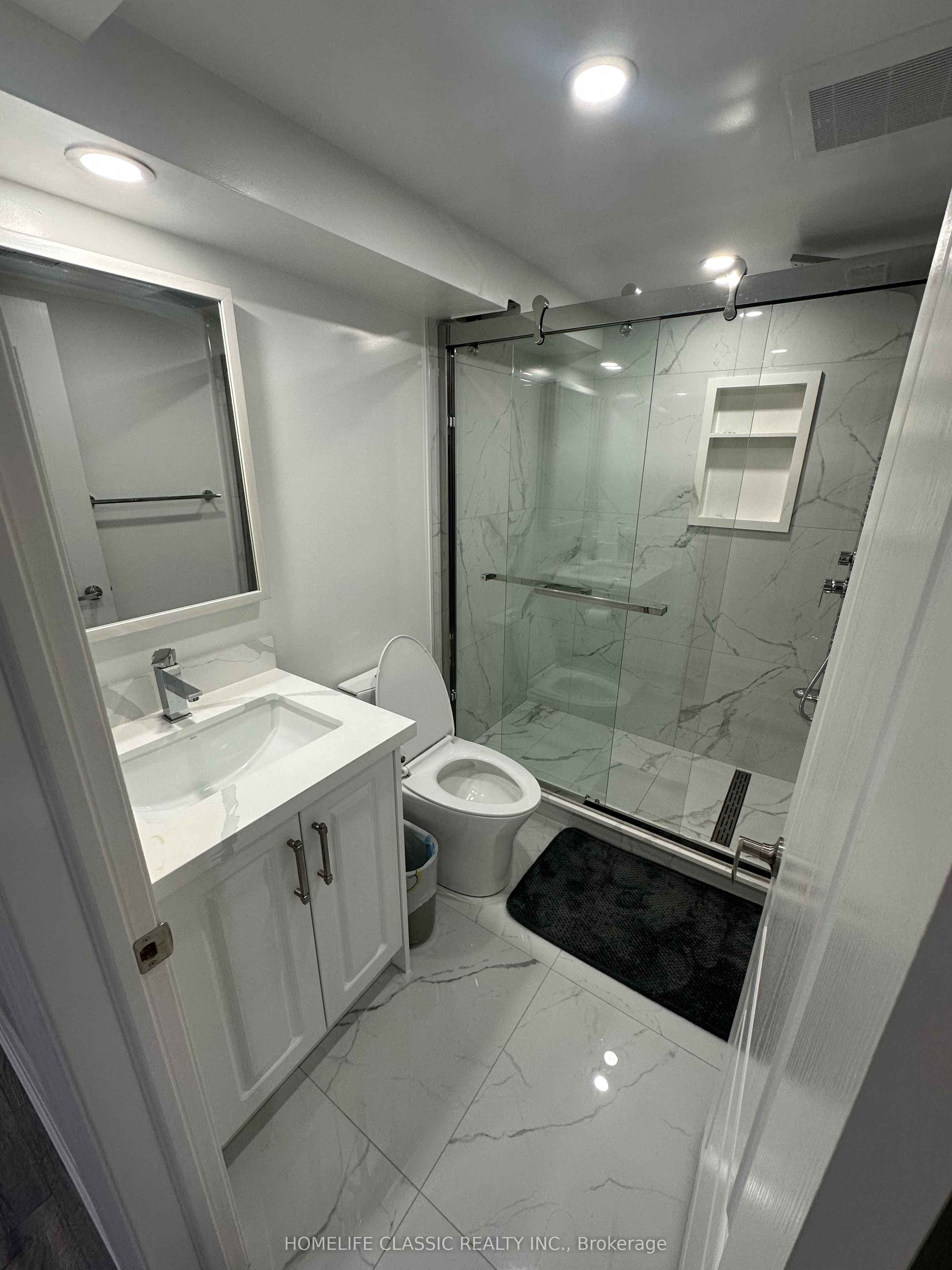 658 Grand Trunk Avenue BSMNT