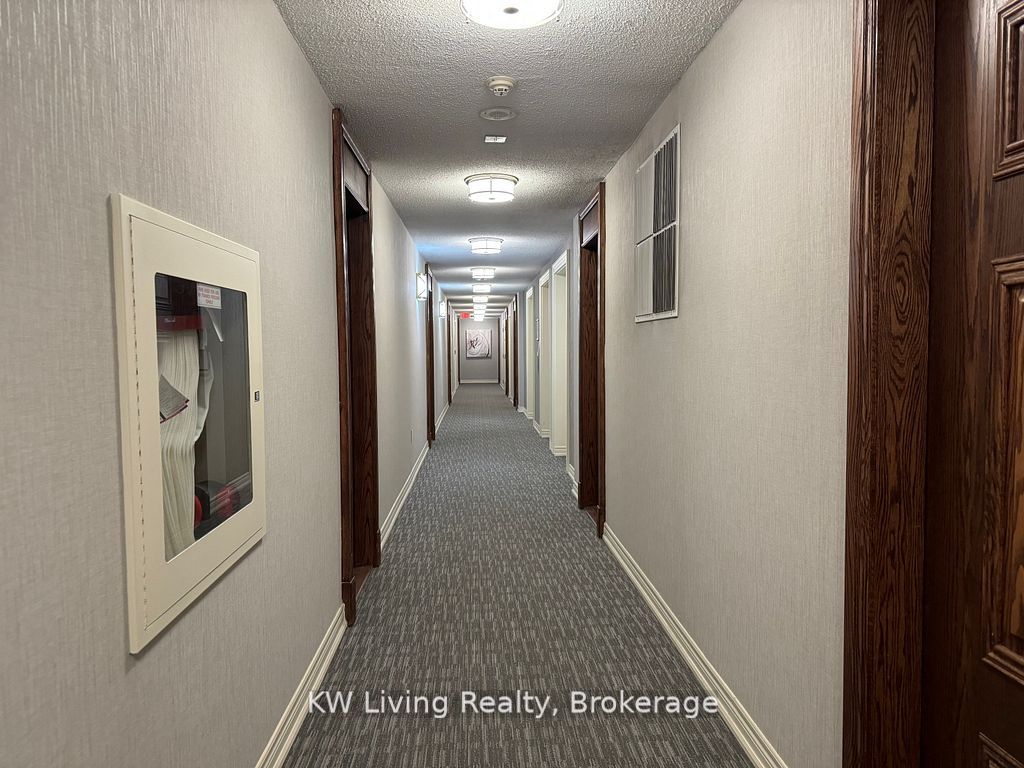 4850 Glen Erin Drive 1208