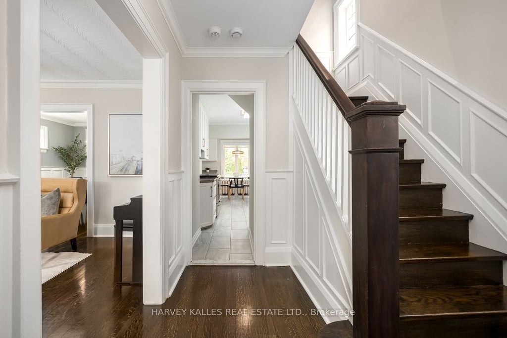 Photo of 110 Chatsworth Drive, Toronto, ON M4R 1R9 (MLS # C14082822)