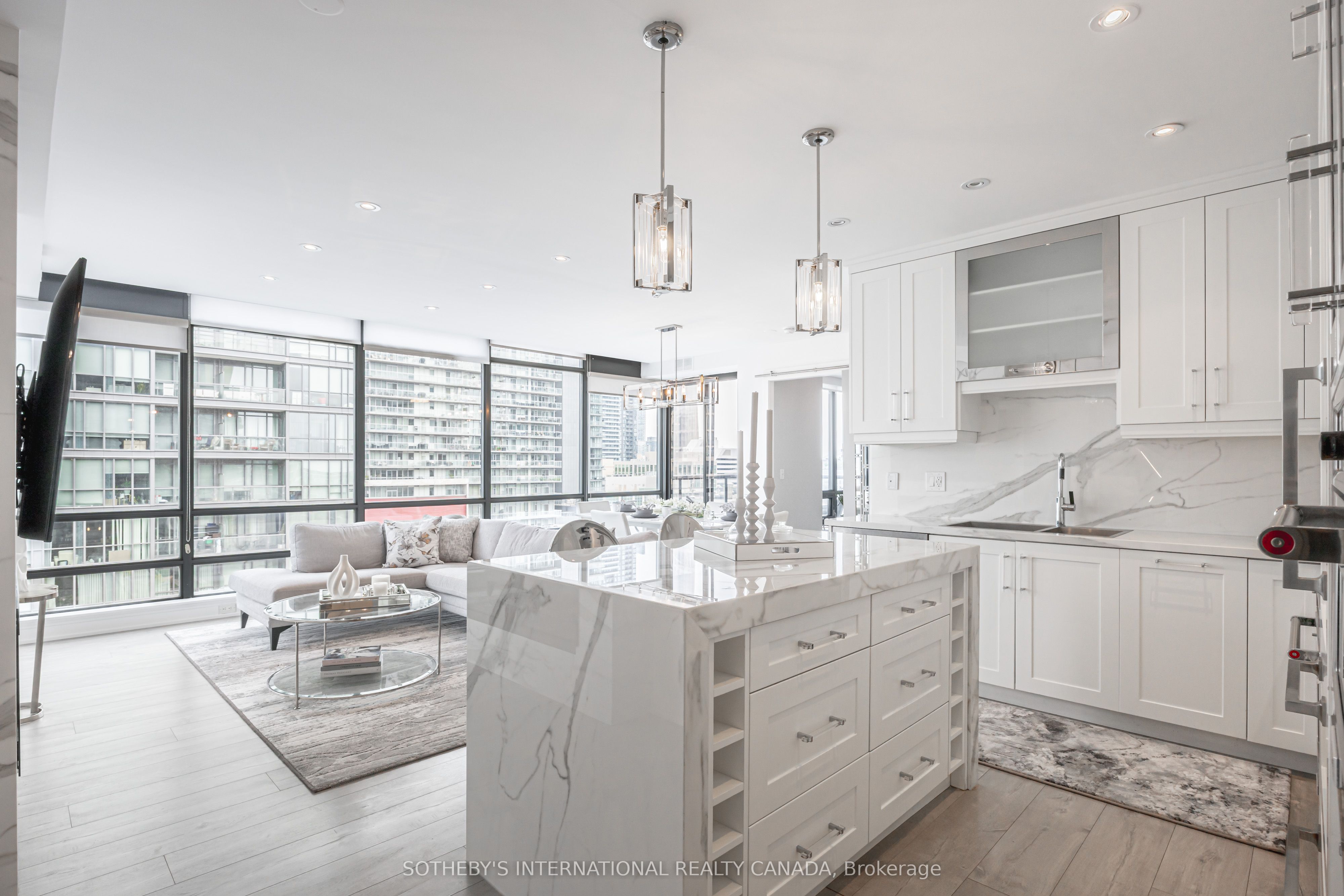 438 King Street W 1901