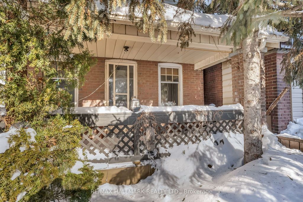 Photo of 4 Meadow Avenue, Toronto, ON M1N 1V6 (MLS # E12751852)
