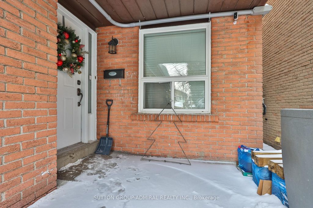 Photo of 242 Tansley Road, Vaughan, ON L4J 2Y9 (MLS # N12756252)