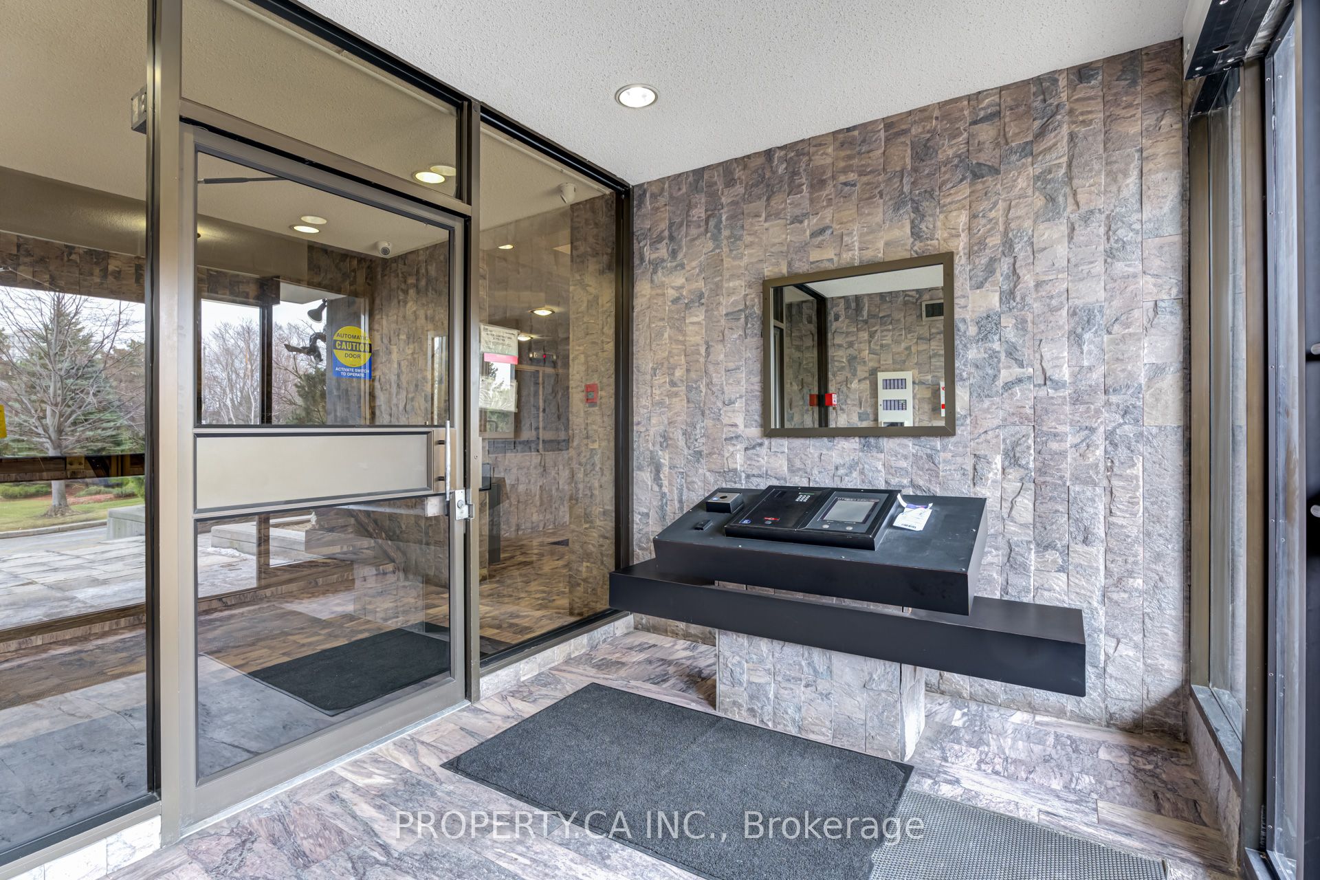 135 Antibes Drive 2606