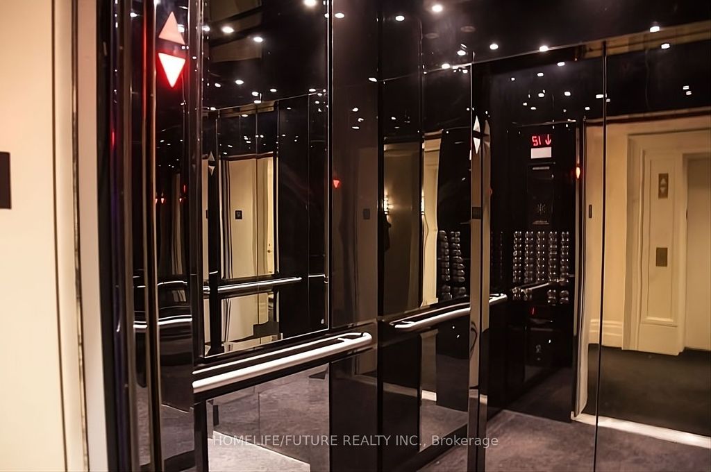 Photo of 88 Blue Jays Way #1308, Toronto, ON M5G 2G3 (MLS # C12688544)