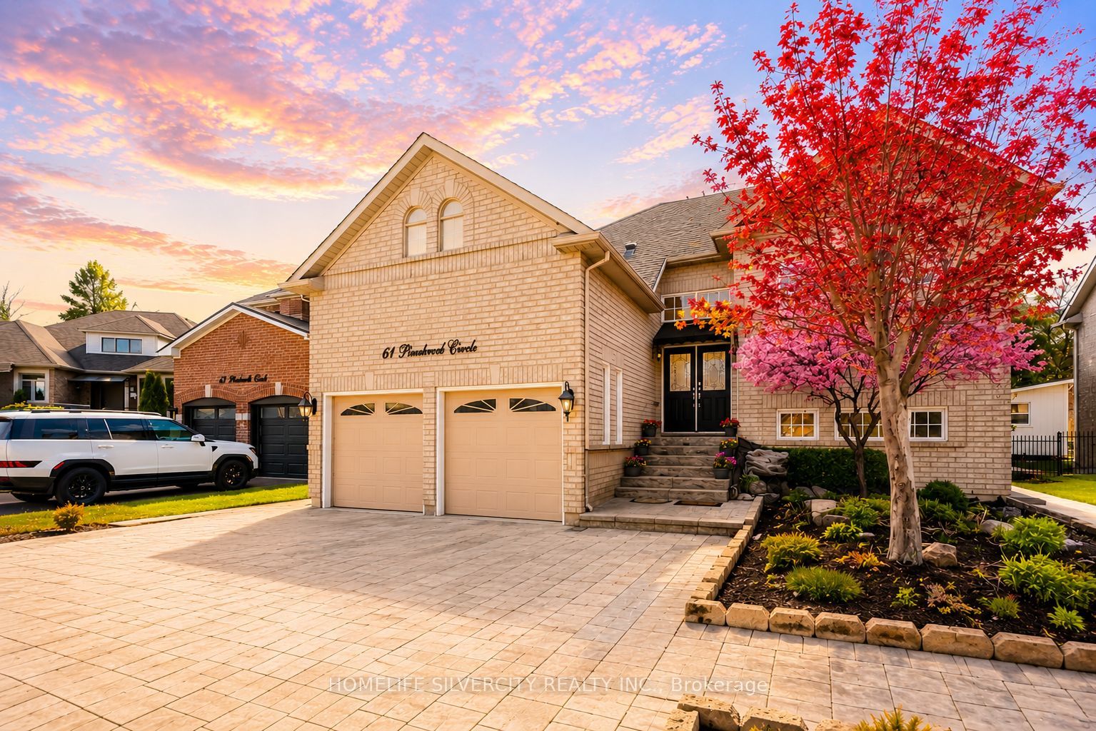 61 Pinebrook Circle
