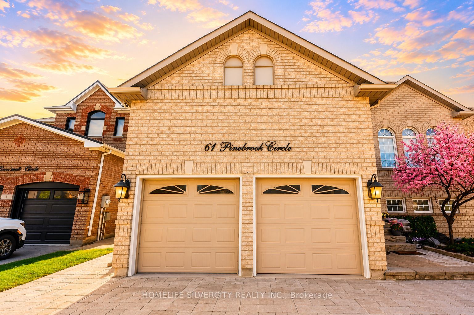 61 Pinebrook Circle