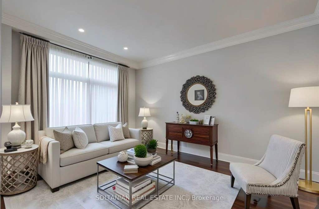 Photo of 90 Grandview Avenue, Markham, ON L3T 1H4 (MLS # N13529808)