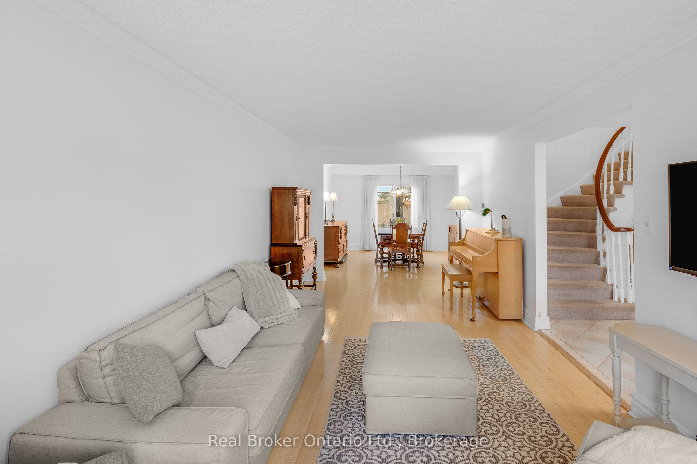 6366 Miller's Grove