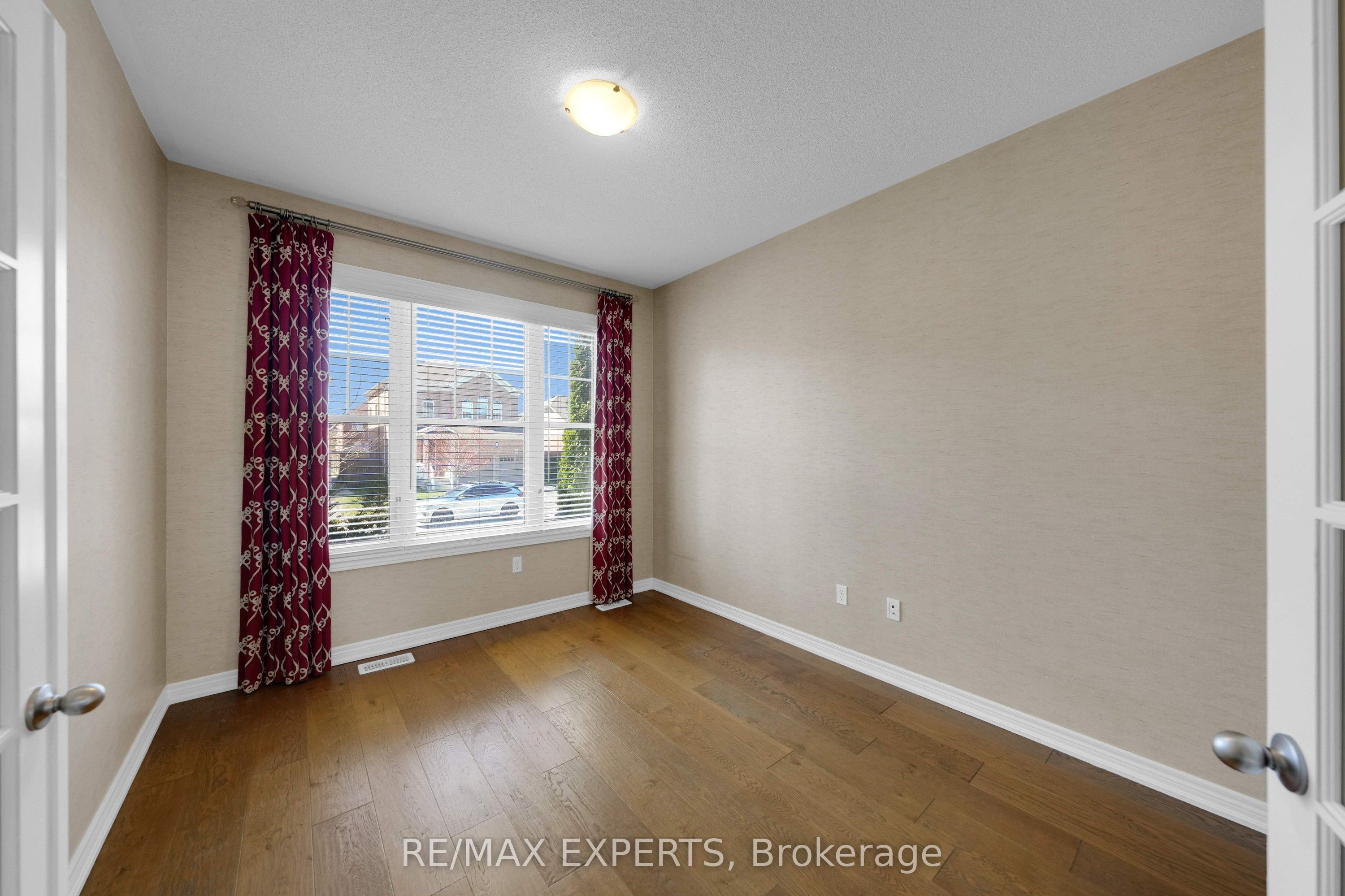 4367 Chemonda Street