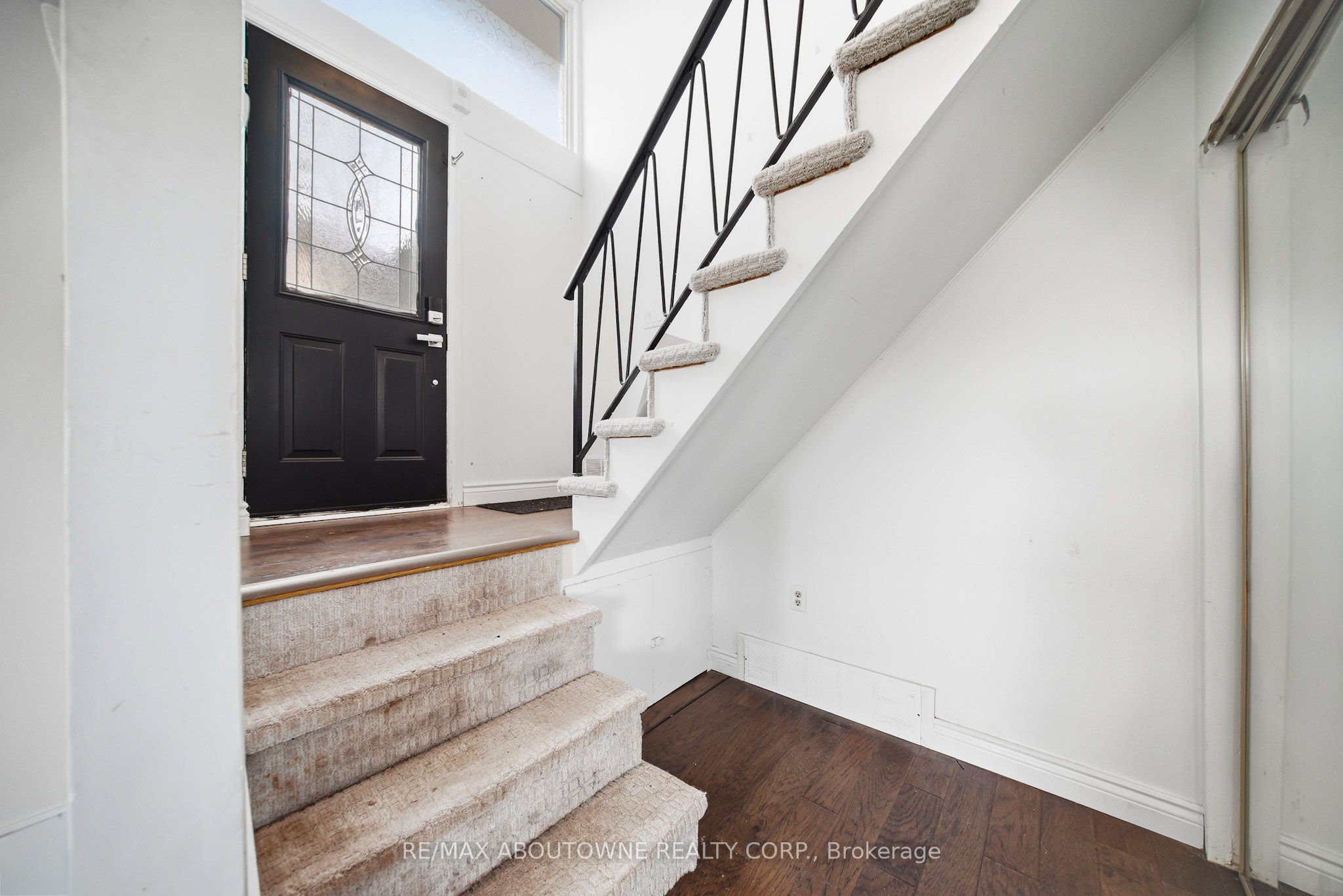 471 Seabourne Drive