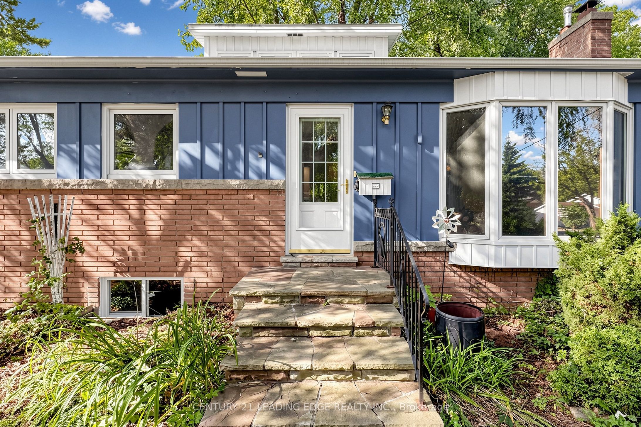 4 Rougecrest Drive