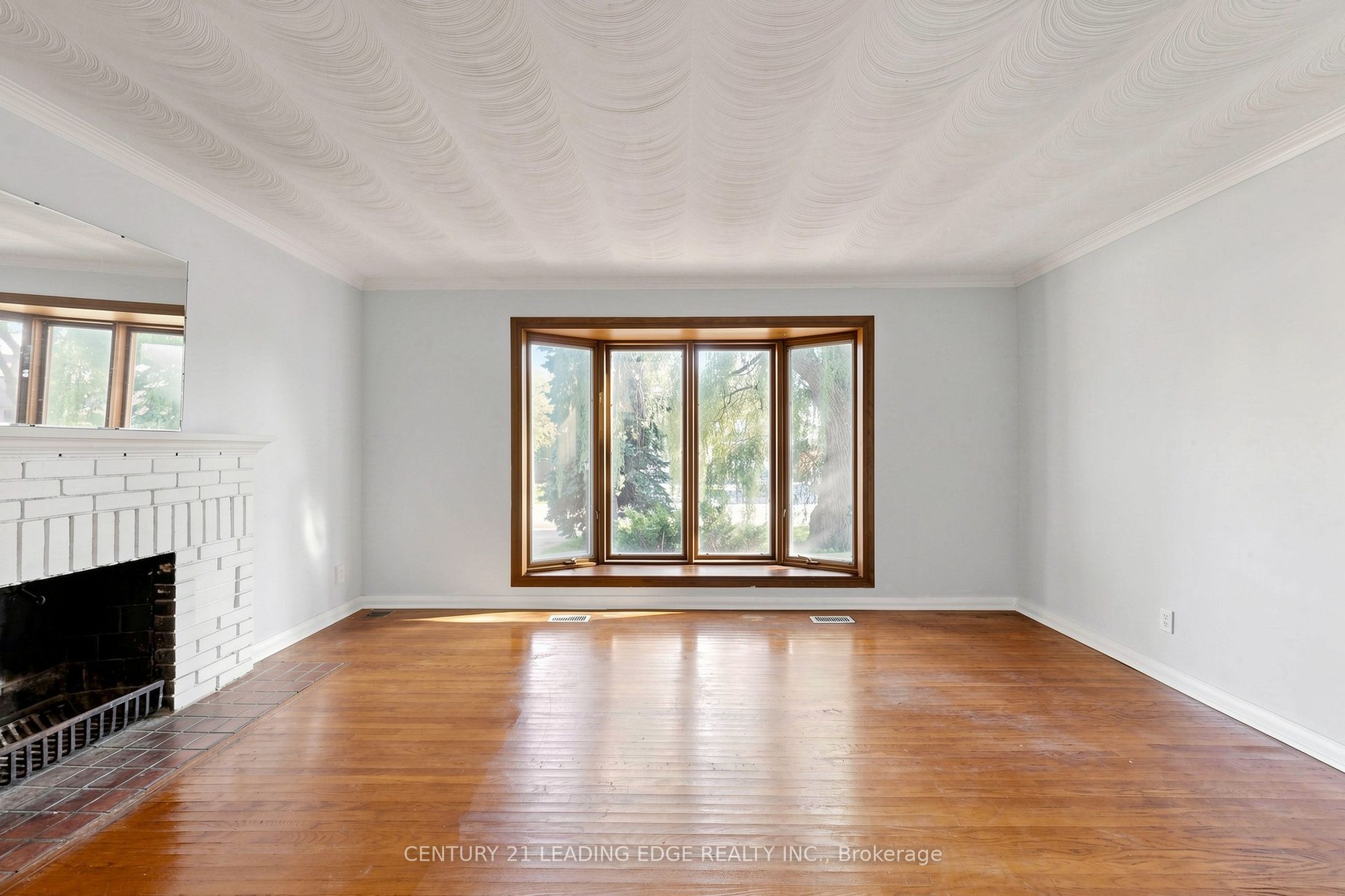 4 Rougecrest Drive