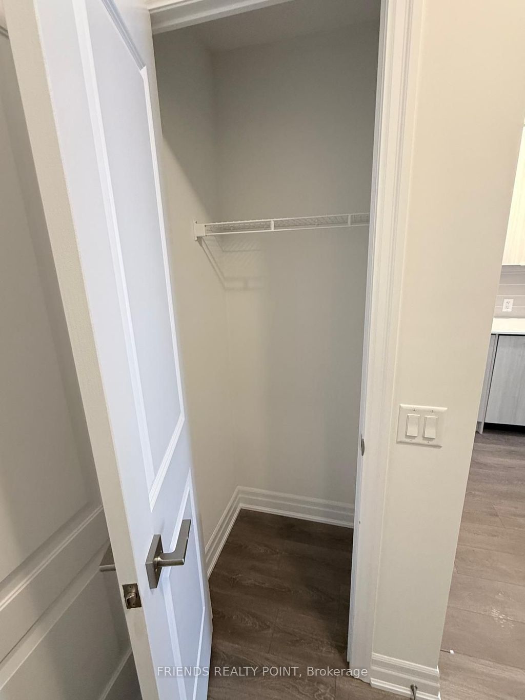 Photo of 30 Elm Drive #404, Mississauga, ON L5B 0N3 (MLS # W12815626)